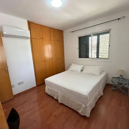 Spacious Center - 203 Никосия